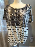 Snakeskin Print Contrast Striped Twist Knot Front Top Plus Size