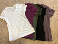 District ® Women’s Perfect Blend ® V-Neck Tee